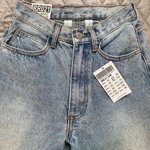 Brandy Melville Jane Jeans NWT